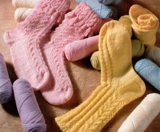 Вяжем носки детские на год
